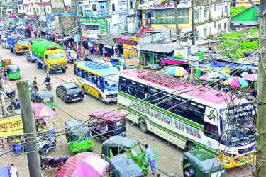 ভয়ংকর ভোগান্তির এক মহাসড়ক