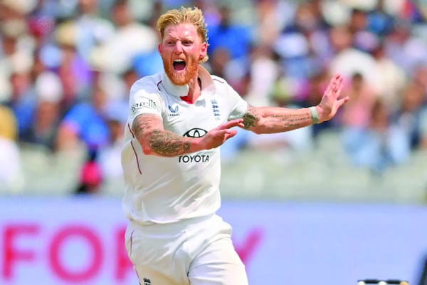 রোমাঞ্চকর জয়ে সিরিজে এগিয়ে ইংলিশরা