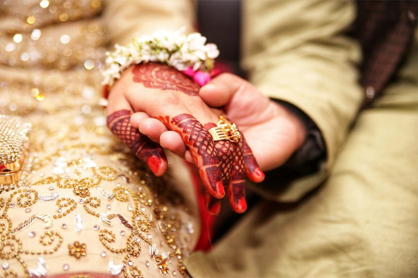 বিয়ে ও সন্তান গ্রহণে আগ্রহ কমছে তরুণদের