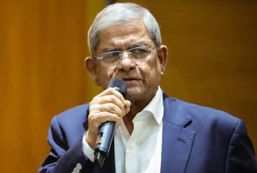 বাংলাদেশকে ছোট ভাই না, সমান মনে করতে হবে