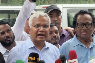 সারাদেশে আইনশৃঙ্খলা পরিস্থিতির অবনতি নির্বাচন পেছানোর ষড়যন্ত্র : ডা. জাহিদ