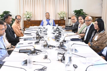 প্রাথমিকে প্রধান শিক্ষকের শূন্য পদে দ্রুততম সময়ের মধ্যে নিয়োগের নির্দেশ প্রধান উপদেষ্টার