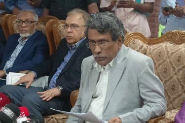 দ্বিকক্ষ বিশিষ্ট পার্লামেন্টের বিষয়ে সিদ্ধান্ত নেবে ঐকমত্য কমিশন: আলী রীয়াজ
