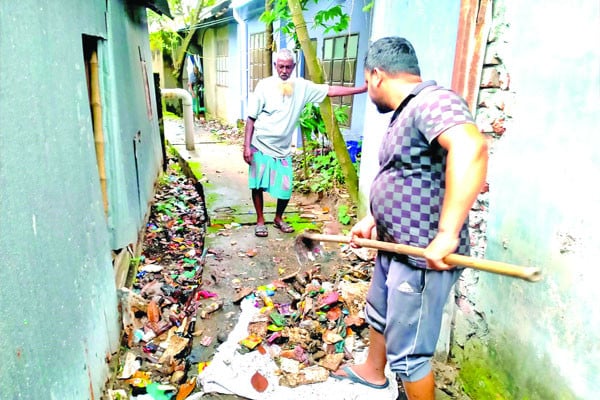 প্রতিদিন ২০০ টন বর্জ্য সামলাতে হিমশিম
