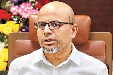 ইন্টারনেটের দাম কমাতে কাজ করছে সরকার : ফয়েজ আহমদ