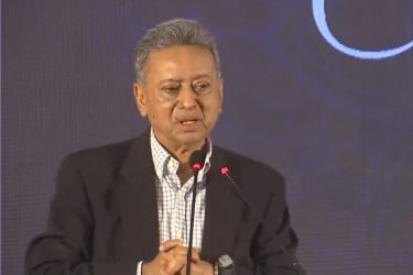 ‘পরস্পরের প্রতি সম্মান রেখে নতুন বাংলাদেশে রাজনীতি করা উচিত’