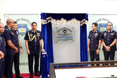 ‘এয়ার ট্রাফিক কন্ট্রোল টাওয়ার ডিজিটাল সিমুলেটর’-এর উদ্বোধন করলেন বিমান বাহিনী প্রধান