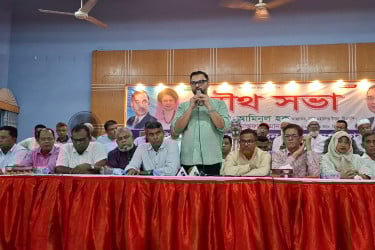রাজনীতিতে শিষ্টাচার শুধু বিএনপির মধ্যেই আছে: আমিনুল হক