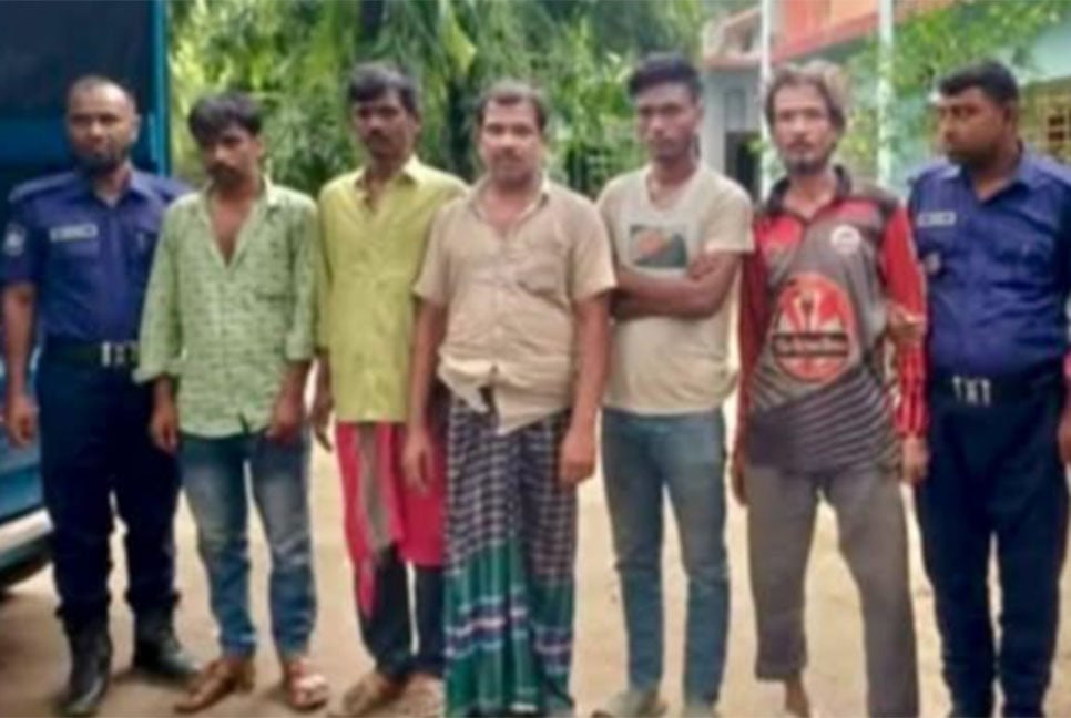 শেরপুরে অবৈধভাবে বালু উত্তোলন, ৫ জনের কারাদণ্ড