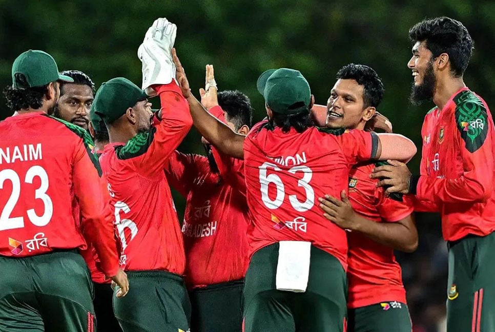 পাকিস্তানের বিপক্ষে বাংলাদেশের টি-টোয়েন্টি দল ঘোষণা