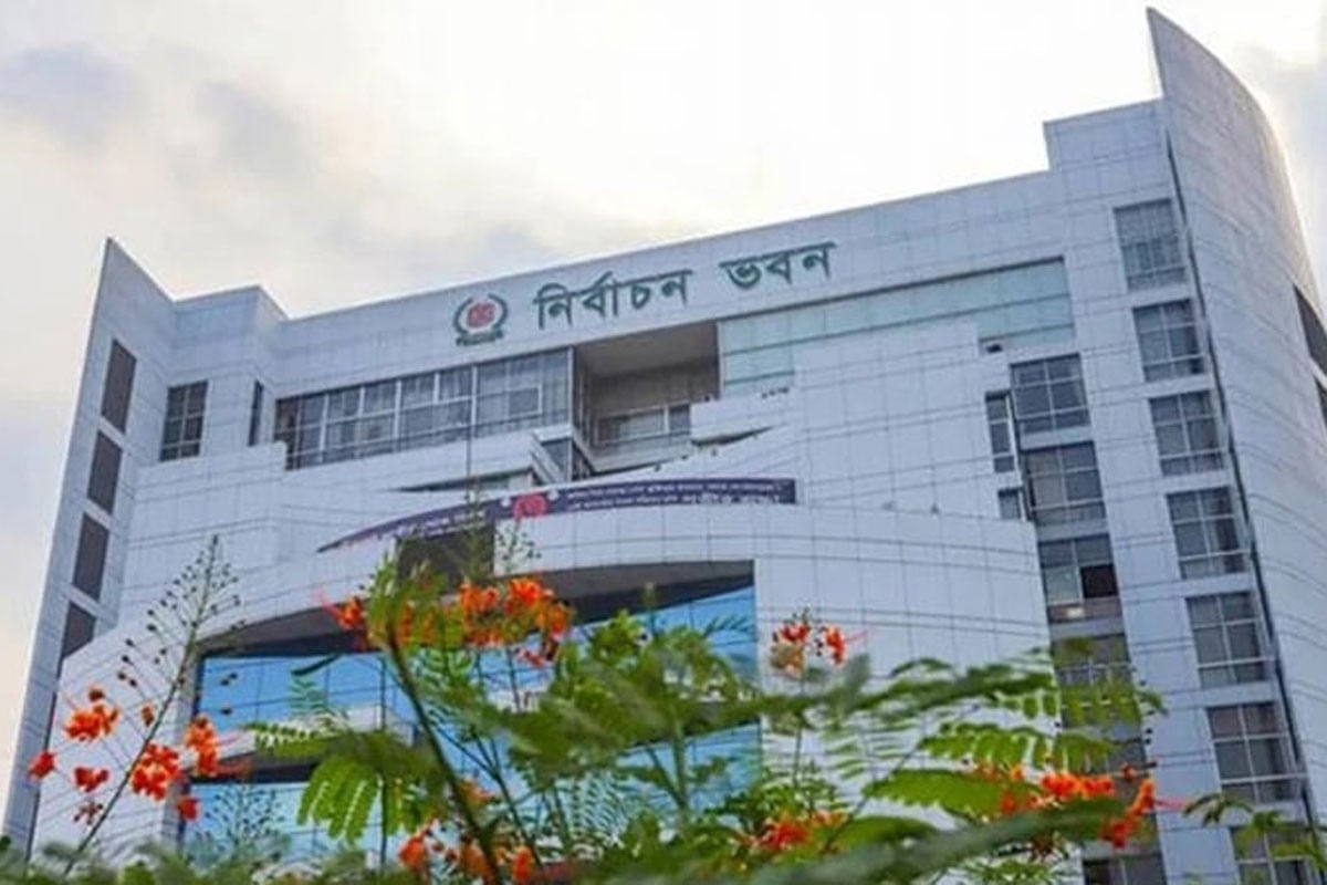২১ বছর বয়সেই হওয়া যাবে নির্বাচন পর্যবেক্ষক