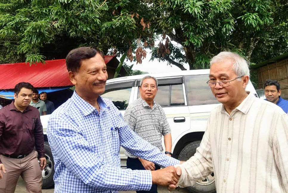 কাপ্তাই হ্রদের উন্নয়নে দুই উপদেষ্টার মতবিনিময়