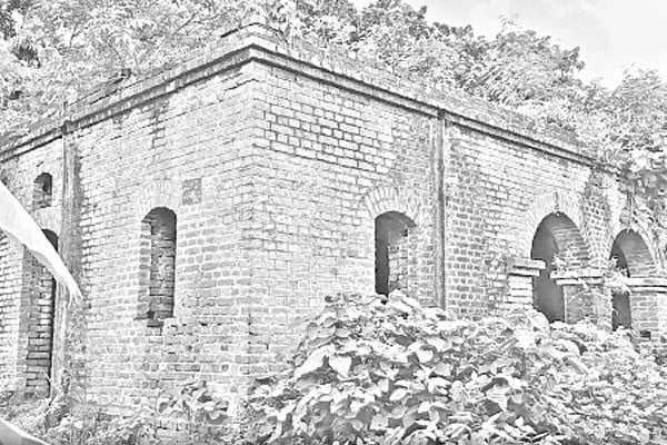 ইতিহাসের সাক্ষী নীলকুঠি