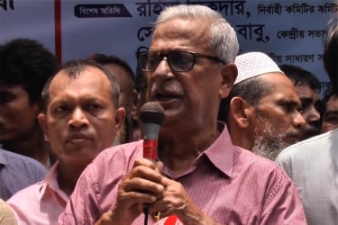 সব ষড়যন্ত্রকে আমরা রুখে দেব : ফারুক