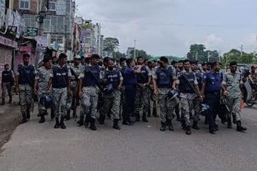 গোপালগঞ্জে কারফিউয়ের সময় আরও বাড়ল