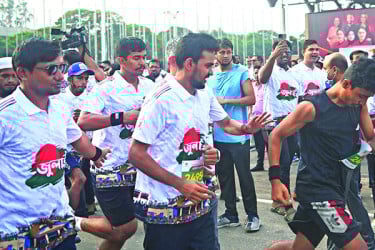 জুলাই গণ অভ্যুত্থান স্মরণে প্রতীকী ম্যারাথন