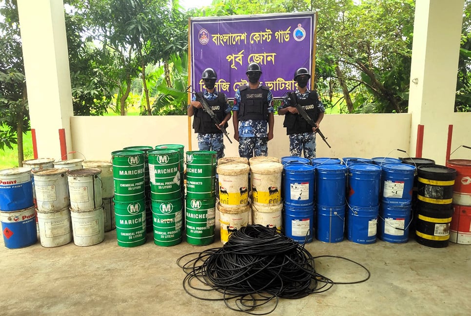 চট্টগ্রামে প্রায় ১০ লাখ টাকা মূল্যের চোরাই মালামাল উদ্ধার