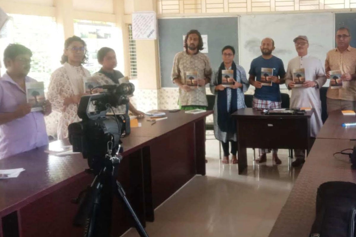 আটপাড়ায় ‘জলাভূমি ও জনজীবন’ বইয়ের প্রকাশনা উৎসব