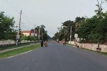 গোপালগঞ্জে শনিবার সকাল ৬টা থেকে রাত ৮টা পর্যন্ত কারফিউ শিথিল