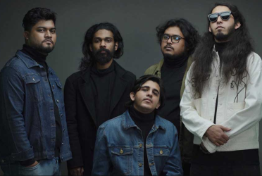 আবারও মঞ্চে ফিরতে যাচ্ছে 'অড সিগনেচার'