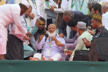 বক্তব্য দিতে গিয়ে হঠাৎ অসুস্থ জামায়াত আমির