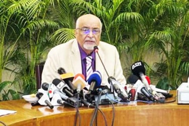 দেশের ইতিহাসে প্রথমবার ‘নন-ডিসক্লোজার অ্যাগ্রিমেন্ট’ দেখলাম: দেবপ্রিয়