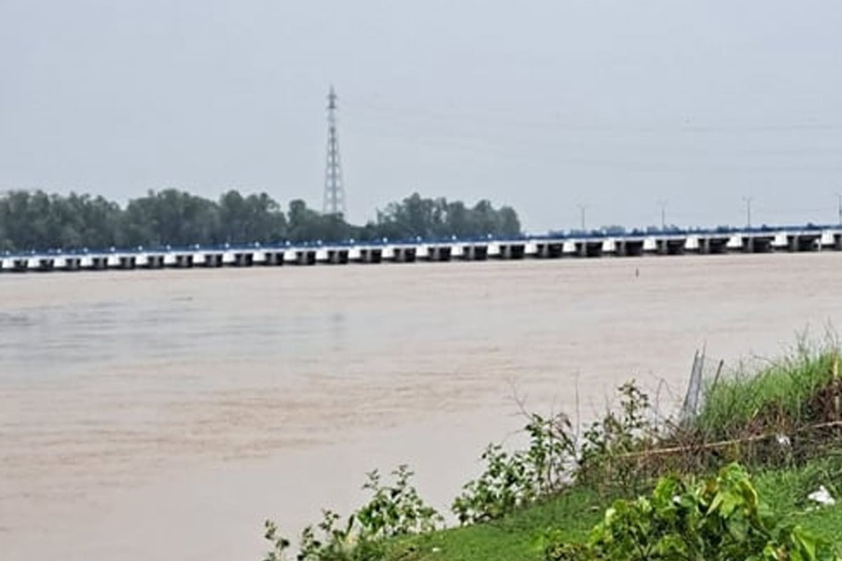 তিস্তায় পানি বাড়ায় উৎকণ্ঠায় নদীপারের মানুষ