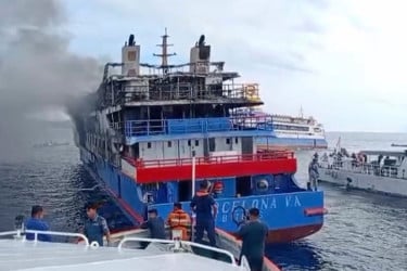 ইন্দোনেশিয়ায় মাঝসমুদ্রে যাত্রীবাহী জাহাজে অগ্নিকাণ্ড, নিহত অন্তত ৫