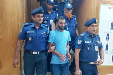 টিকটকে পরিচয়, সংসার ও খুন: চাঁদপুরে স্ত্রীর লাশ মিলল টয়লেট ট্যাংকিতে