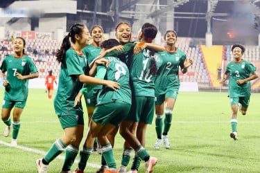 নেপালকে উড়িয়ে অপরাজিত চ্যাম্পিয়ন বাংলাদেশ