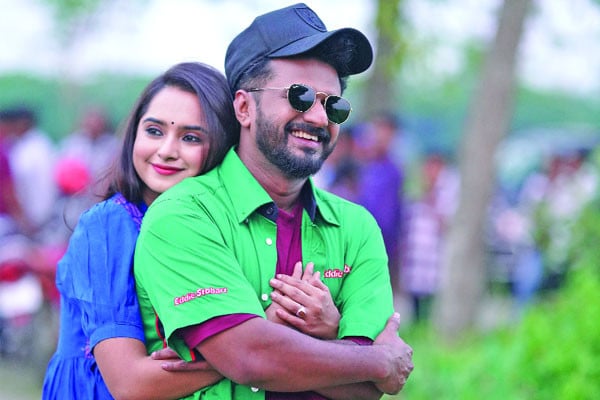 আলোচনায় ক্যাপিটাল ড্রামার ‘অনেকদিন পরে’