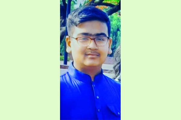 মাহতাবের জন্য পাগলপ্রায় মা