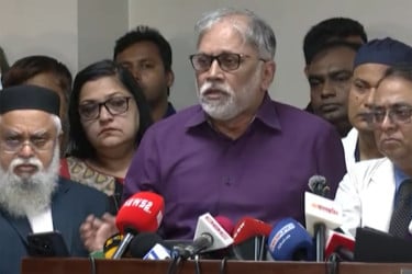 বিমান বিধ্বস্তের ঘটনায় ২০ জনের মরদেহ হস্তান্তর