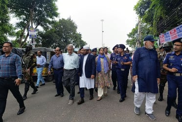 গোপালগঞ্জ জেলা কারাগার পরিদর্শন করলেন দুই উপদেষ্টা
