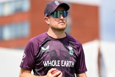 অপেক্ষার অবসান, ওল্ড ট্র্যাফোর্ডে একাদশে ডসন