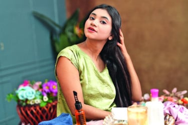 হেয়ার গ্রোথে ছয় অ্যান্টিঅক্সিডেন্ট!  ডার্মাটোলজিস্টদের পরামর্শ...