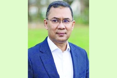 যুদ্ধবিমান বিধ্বস্তের পর তারেক রহমানের তাৎক্ষণিক পদক্ষেপ