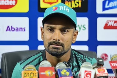 সিরিজ জয় মাইলস্টোনে নিহতদের উৎসর্গ করলো বাংলাদেশ দল
