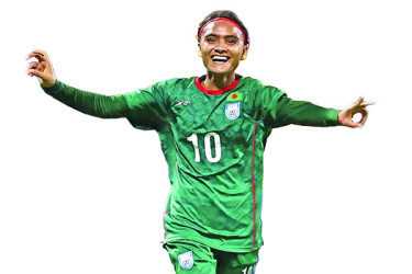 মেয়েরাই এখন তারকা