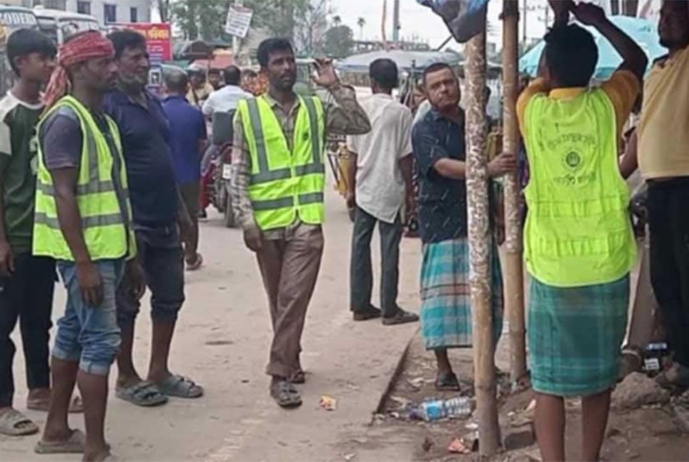 হবিগঞ্জে অবৈধ দোকানপাট উচ্ছেদ