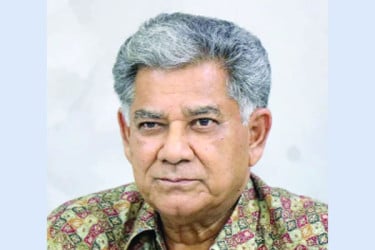 সিঙ্গাপুর থেকে চিকিৎসক আনা হয়েছে