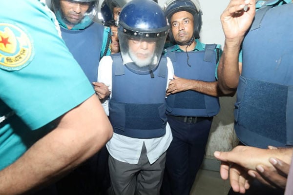 সাবেক প্রধান বিচারপতি খায়রুল হক কারাগারে