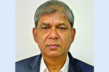 শিক্ষা সচিবের দায়িত্বে মজিবর রহমান