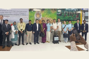 চীনের চিকিৎসক প্রতিনিধি দল ঢাকায়