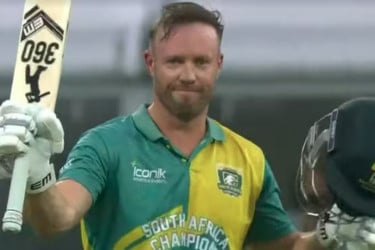 ৪১ বলে ডি ভিলিয়ার্সের সেঞ্চুরি
