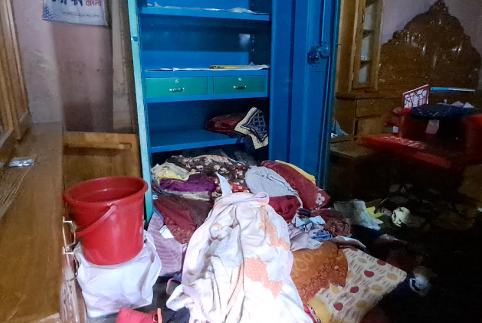 শ্রীপুরে বিএনপি নেতার বাড়িতে দুর্ধর্ষ ডাকাতি