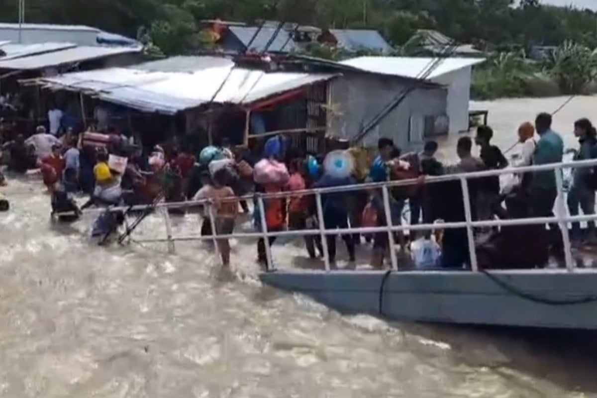 ভোলার নিম্নাঞ্চল প্লাবিত, পানিবন্দি হাজারো মানুষ
