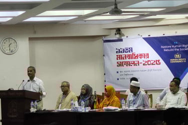 সবার আগে নির্বাহী, আইন ও বিচার বিভাগের সমস্যা সমাধান করতে হবে: আসিফ নজরুল