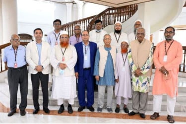 নির্বাচন ভণ্ডুল করার অপচেষ্টা রুখে দিতে সবাইকে ঐক্যবদ্ধ থাকার আহ্বান প্রধান উপদেষ্টার