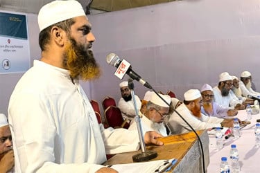 রাজনীতিকে আমরা পবিত্র দায়িত্ব হিসেবে দেখি : মামুনুল হক